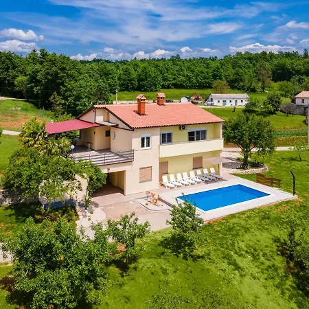 Larisa - Ipc141 By Interhome Tatil Evi