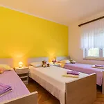 Semesterbostad Larisa By Interhome
